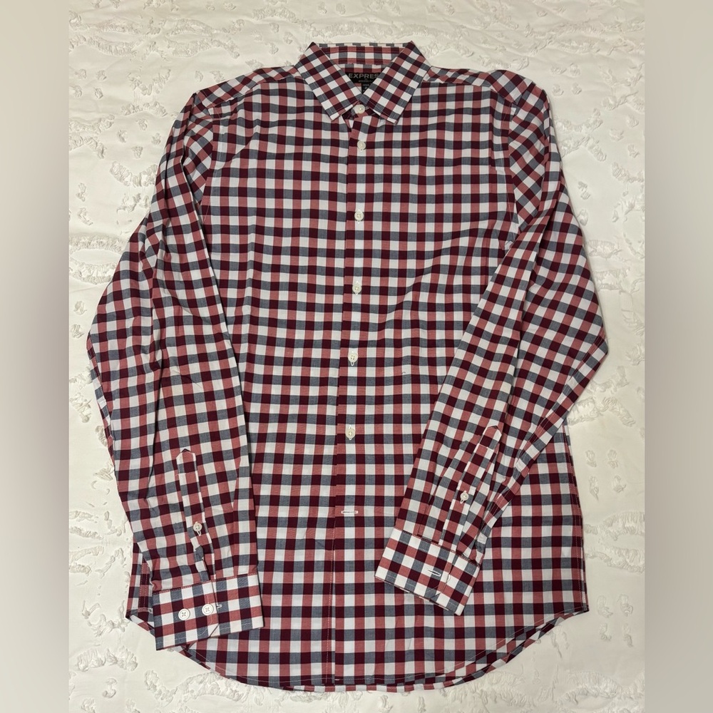 Express Men's Checkered Shirt - Red and White Size S, Modern Fit